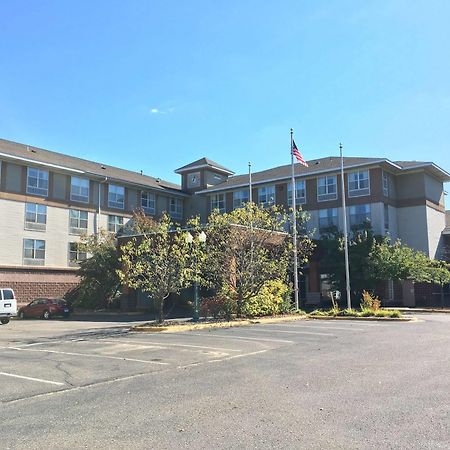 Norwood Inn And Suites Chaska Exterior foto