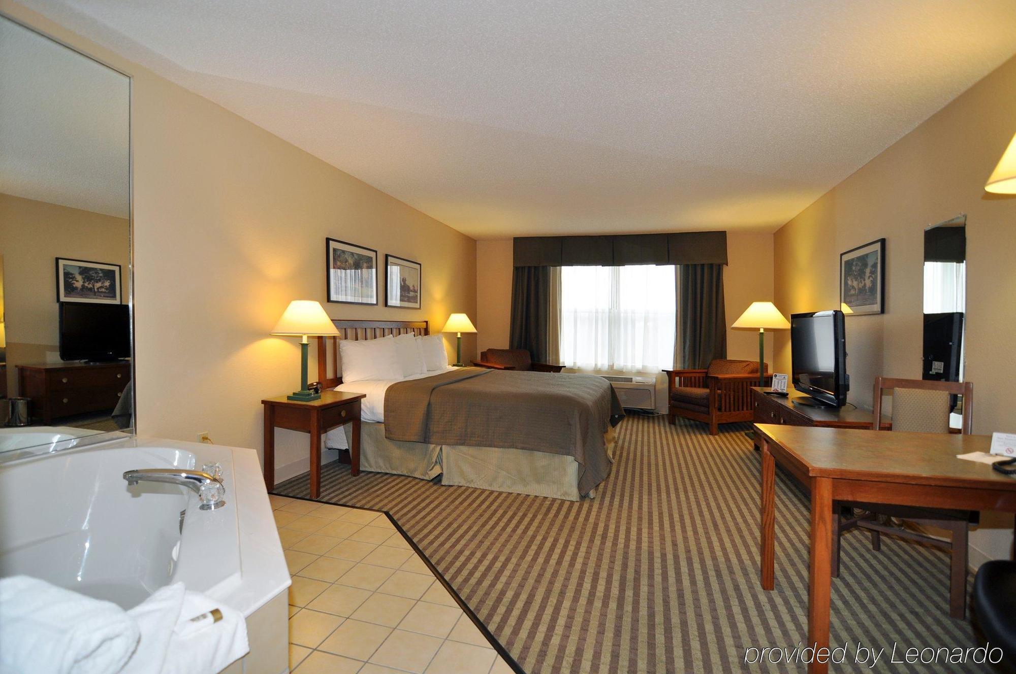Norwood Inn And Suites Chaska Cameră foto